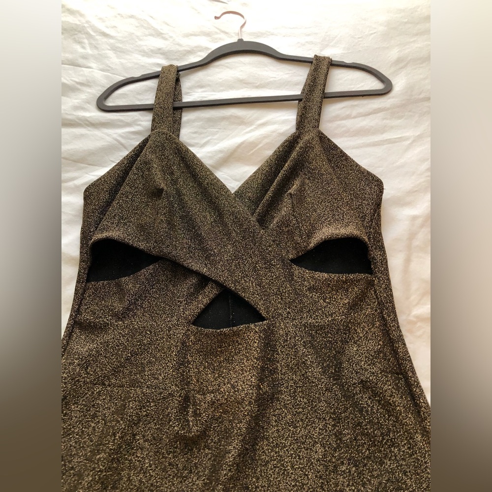 A beautiful gold black sparkly dress from Fashinova